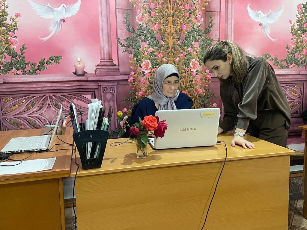 Курсы по повышению компьютерной грамотности среди граждан пожилого возраста и инвалидов