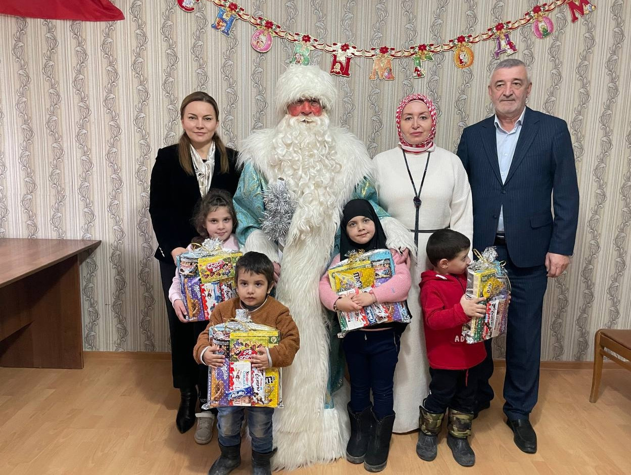 Новогоднее мероприятие для детей