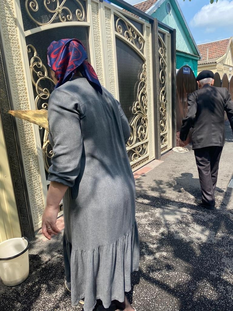 Подготовка к параду у ветерана ВОВ