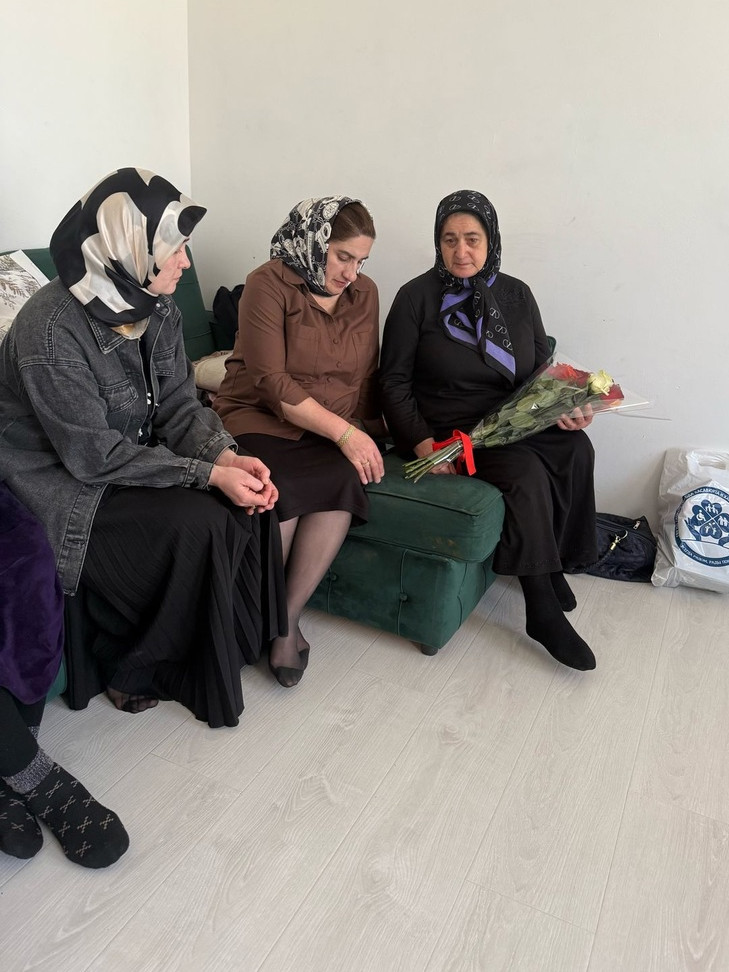 Посетили семьи, чьи сыновья встали на защиту Родины, участвуя в Специальной военной операции.