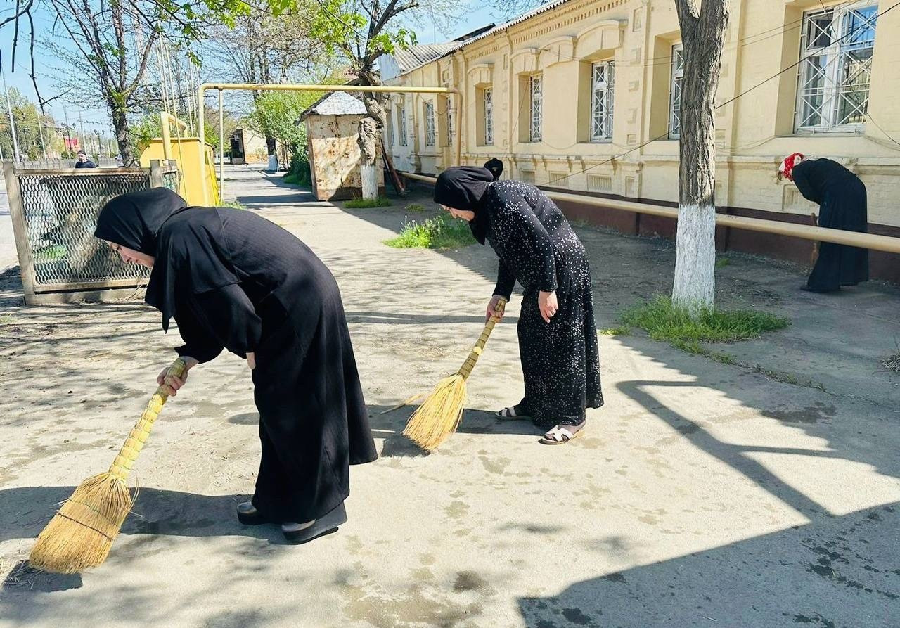 Субботник в Центре