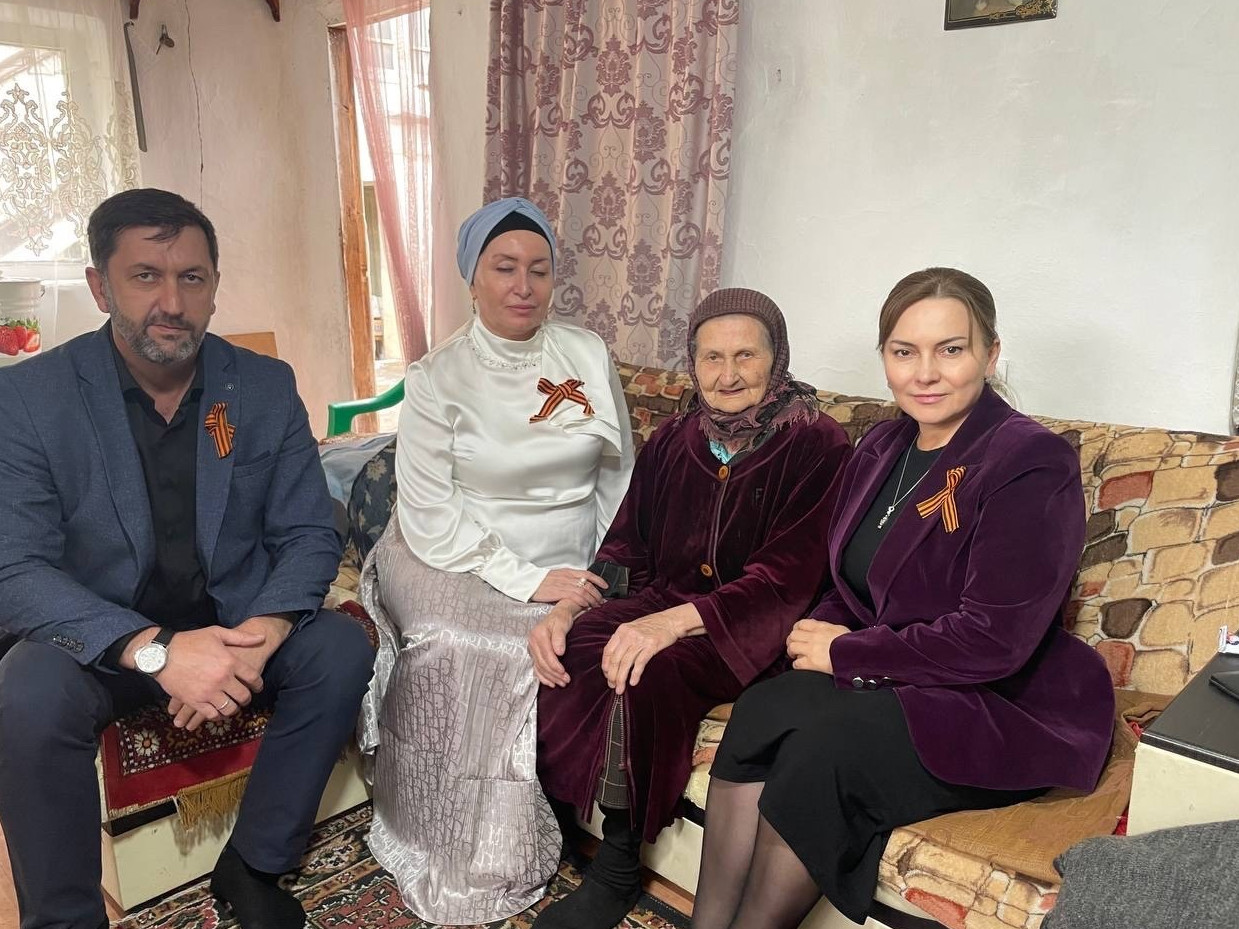 Посещение тружеников тыла
