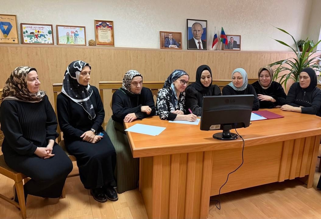 Участие в вебинаре по обучению специалистов, работающих с детьми, возвращенными из зон боевых действий в Сирийской Арабской Республике